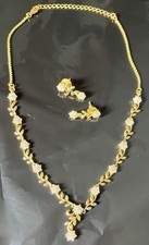 Gold Tone Leaves White Rhinestone Necklace Earrings Set Very Pretty