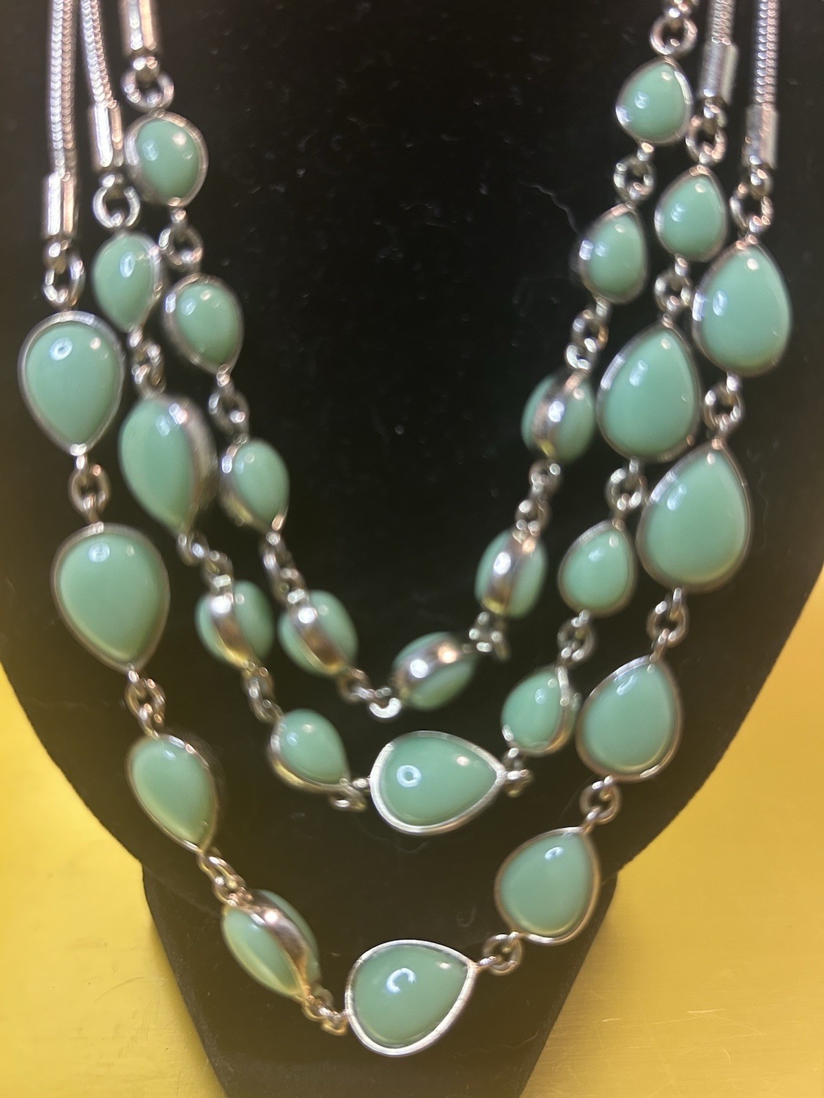 Silver-toned, three-tiered statement necklace. - image 2