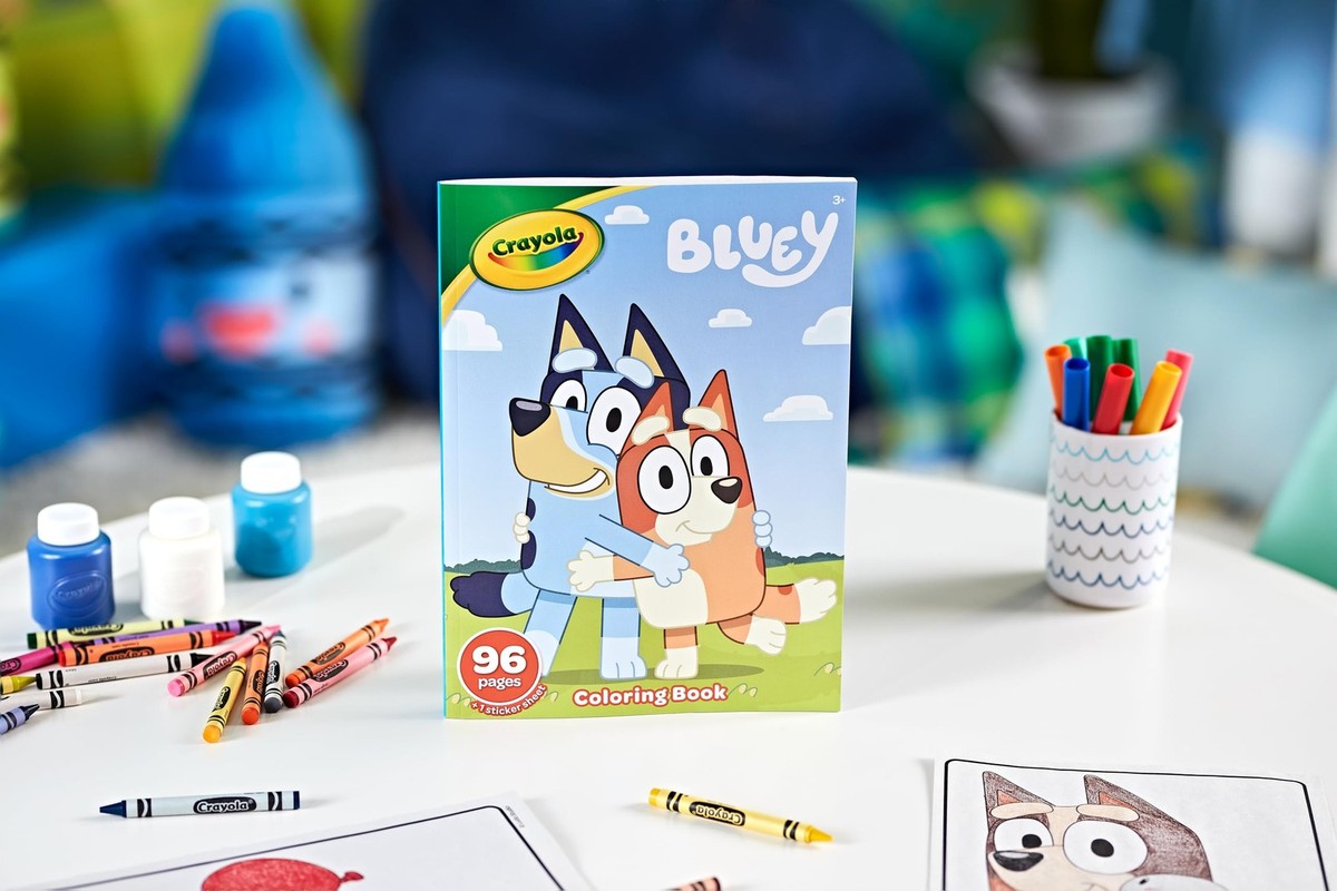 CRAYOLA Colouring Book - Bluey | 96 Pages of Bluey Colouring Fun 