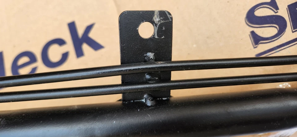 Cuello de llenado de tanque de combustible Spectra Premium FN1044 para Nissan Xterra 2000-2004 Foto 4 de 4