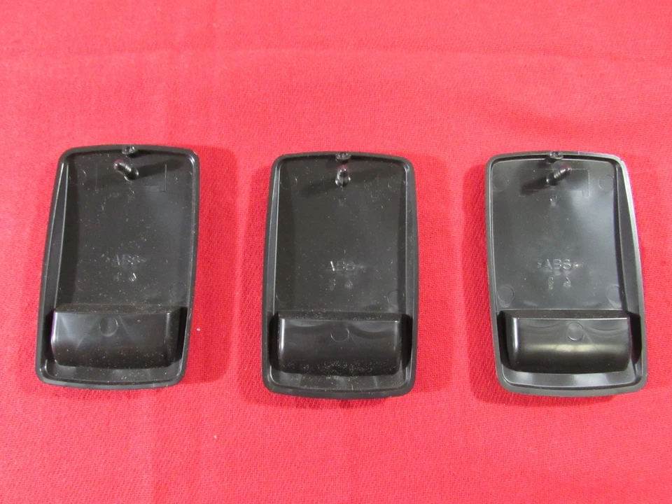 Juego de 3 cubiertas de anclaje de asiento trasero Dodge Chrysler NUEVO OEM MOPAR Foto 3 de 4