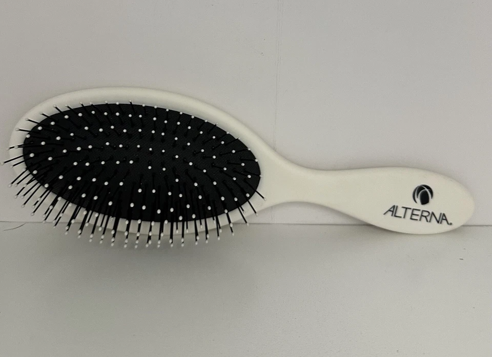 Alterna CAVIAR White Hair Brush Detangling Hair Brush White & Black Brush - Image 3 of 4