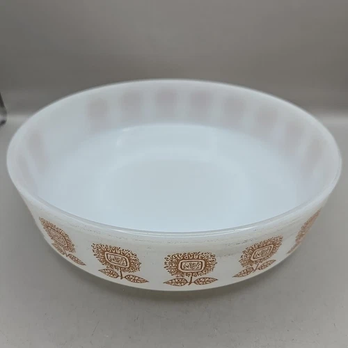 Vintage Federal Heat Proof 8" White Milk Glass Bowl Sunflower Pattern USA