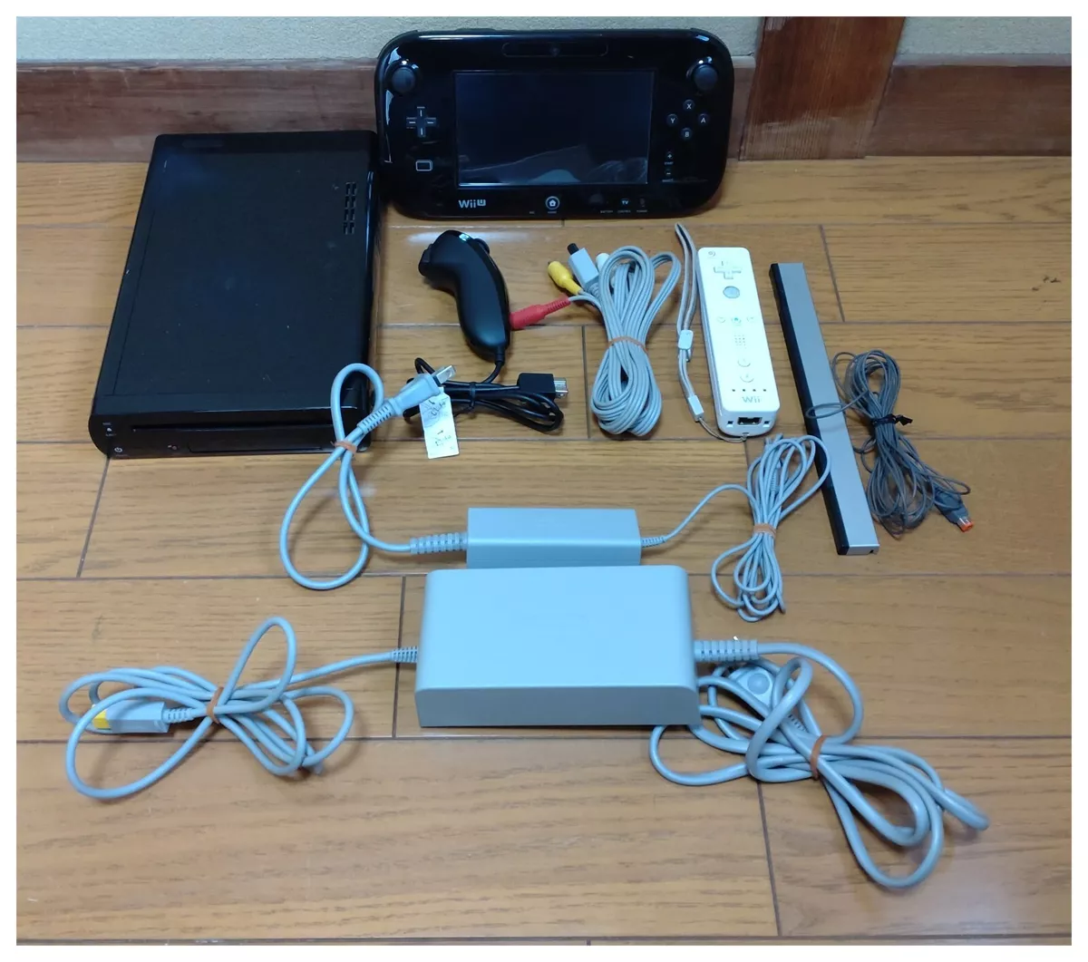 NINTENDO Wii U Console/Parts/Accessories