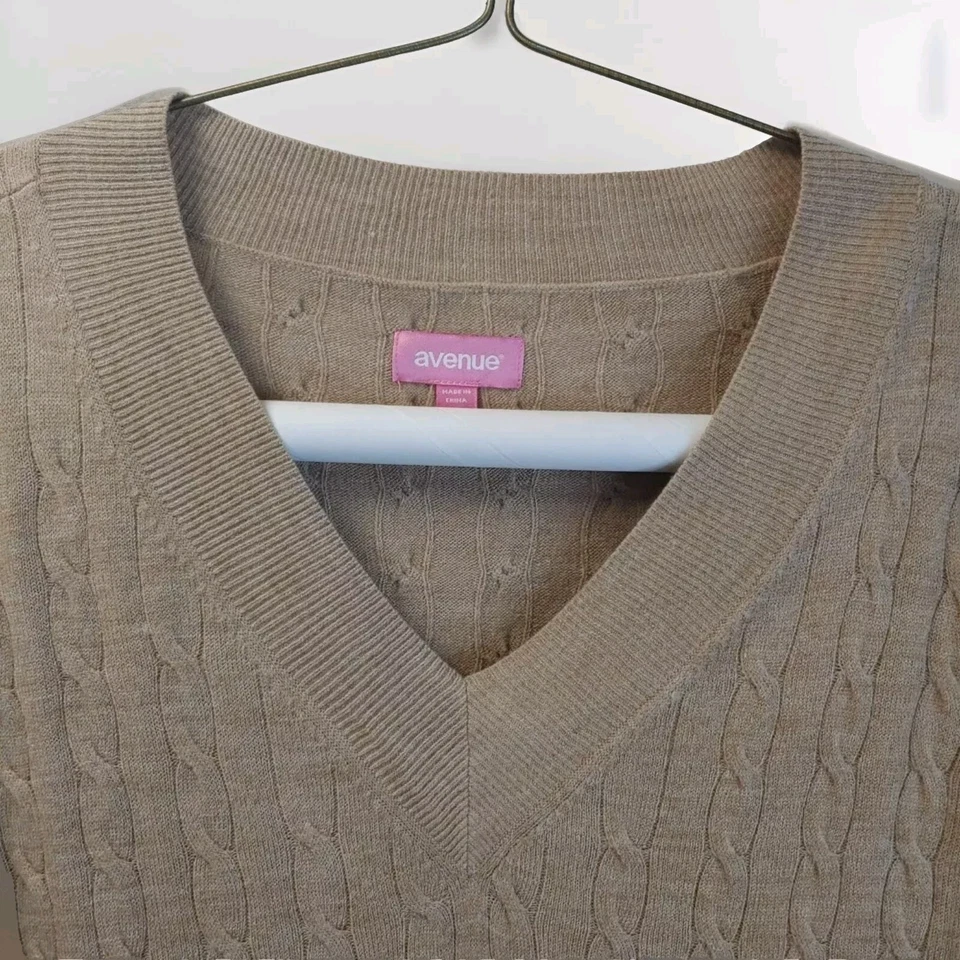 Avenue Sweater Top Woman Plus 26W 28W 4X 5X Mushroom Brown Cable Knit Minimalist - Image 4 of 4