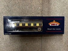 Bachmann 39-102 BR MK1 Restaurant Car Chocolate/Cream