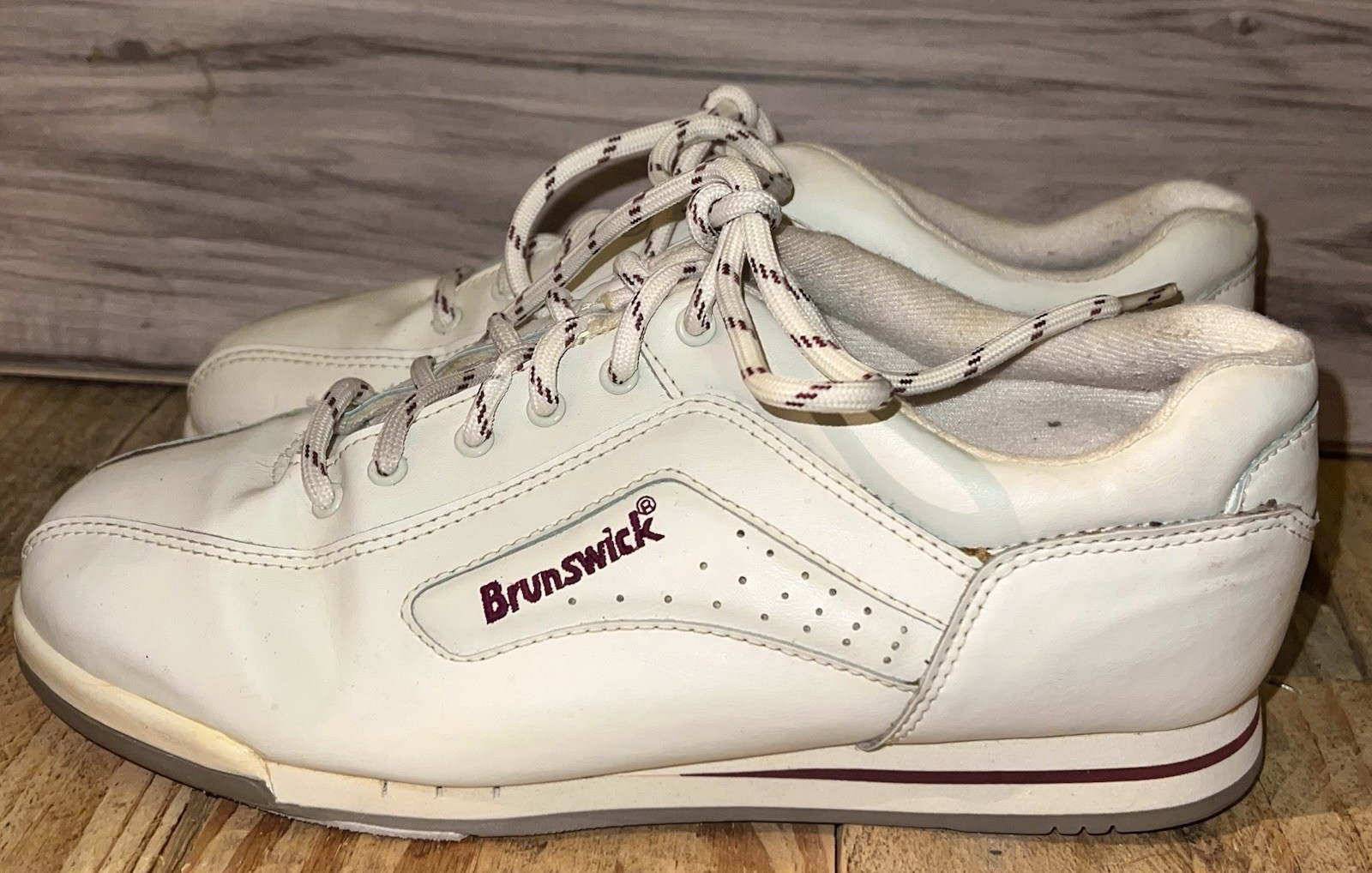 1990s White Leather Women's Size 9