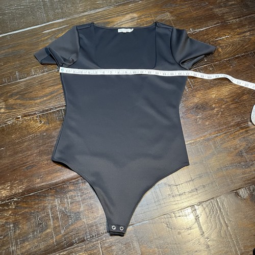 Good American Scuba Square Neck Short Sleeve Bodysuit Black Size 3 (large) - Picture 5 of 7