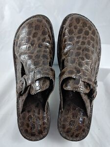 BOC-B-O-C-Born-Concept-Women-039-s-Buckle-Clog-Shoes-9-Brown
