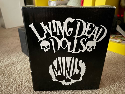 2001 Living Dead Dolls Mini Hong Kong Club Toy2R LE 999 Glow in Dark Eyes - Foto 2 di 9