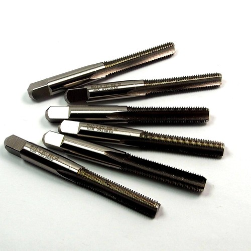 STI Handgewindebohrer M6x1,0 3FL D2 HSS USA (6 Stück)