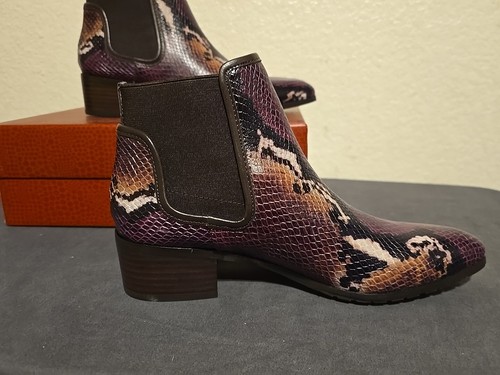 Donald Pliner Women's Dyla Snakeskin Leather Chelsea Booties!! Size US 7!! 🐍 - Picture 5 of 13