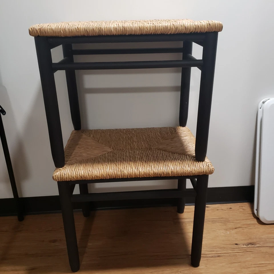 Taburetes Rush Foot, Juego de 2, patas pintadas, recogida local. Casa para no fumadores Foto 2 de 3