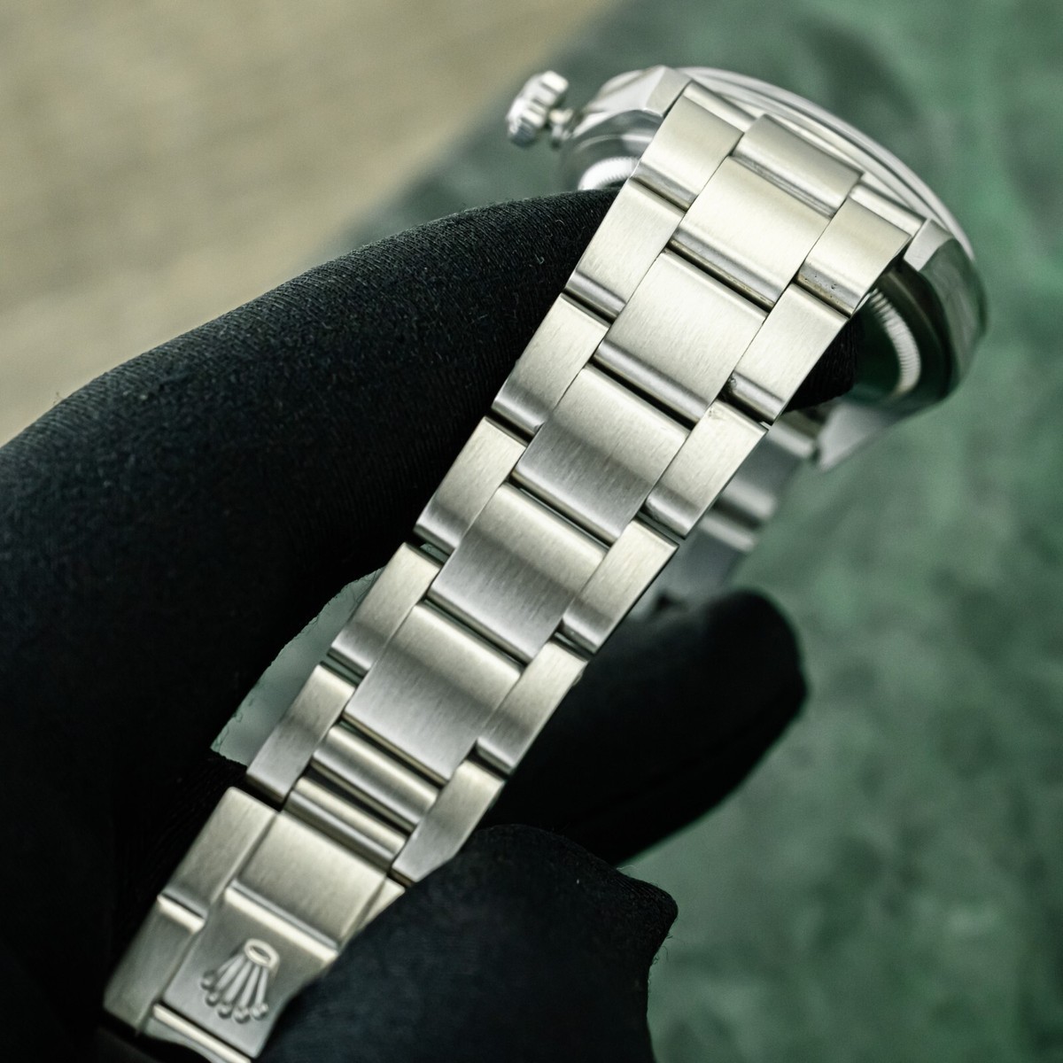 Rolex Explorer I 36mm 2003 Oyster Bracelet Smooth Bezel Stainless