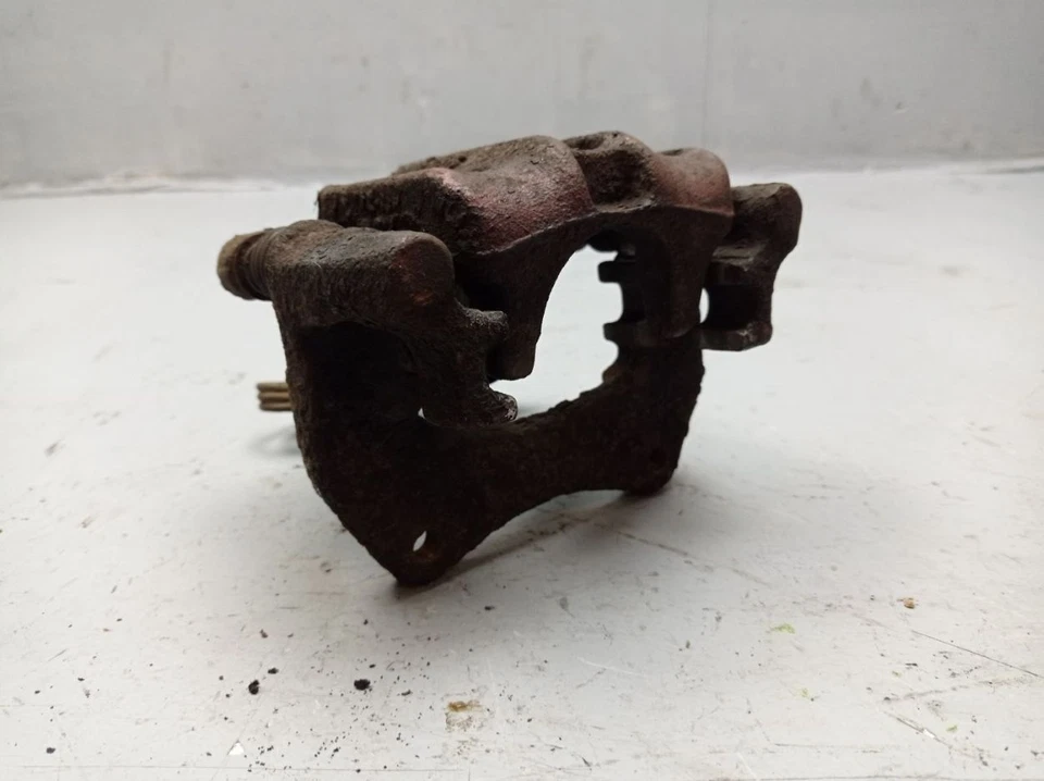 Pinza de freno pinza de freno trasera derecha AUDI A8 (4D2, 4D8) 4.2 QUATTRO Foto 2 de 4