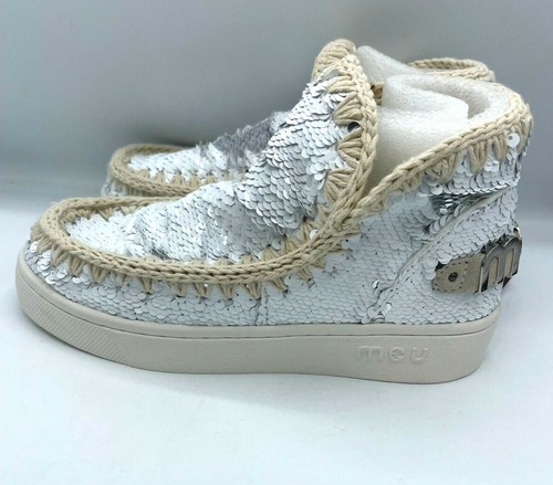 Michele Franzese Moda presenta “Mou Vibes”, la nuova collezione invernale  delle calzature Mou - Michele Franzese Moda