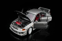 Motorhelix M84304 1:18 Mitsubishi Lancer Evolution VI GSR T.M.E. Silber Diecast