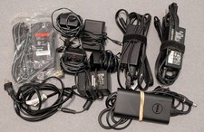 Mieszana partia zasilaczy / adapterów - w tym 3 zasilacze Dell i 1 KM