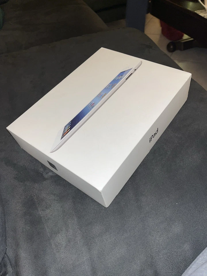 Apple iPad (3rd generation) · 64GB · Cellular, foto 1 di 4