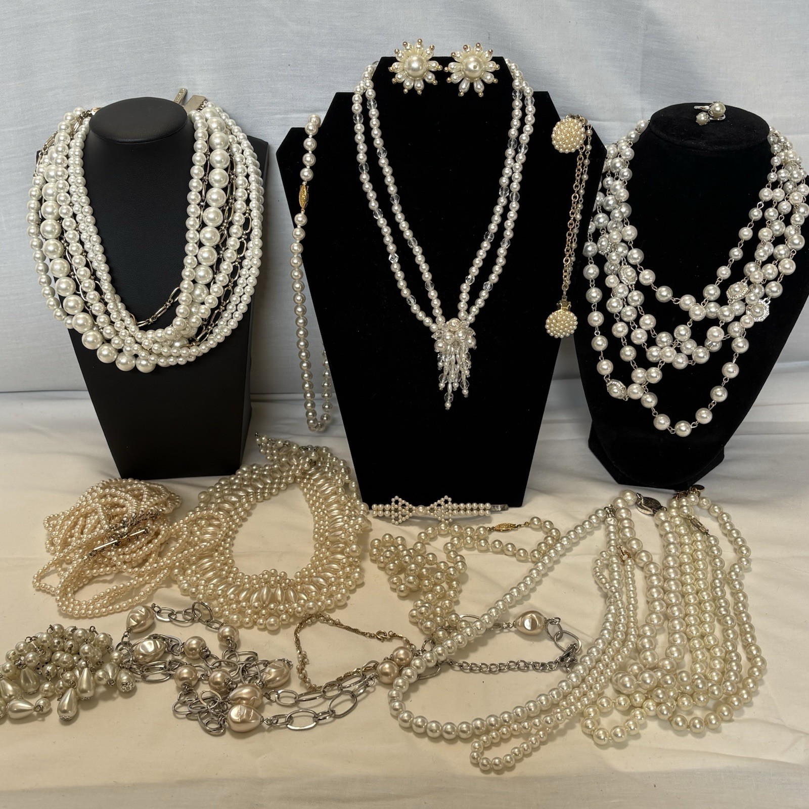 Grandma's vintage 2 modern estate junk drawer lot jewelry necklace faux pearls