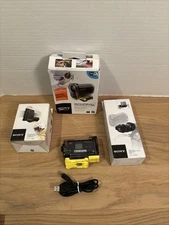 Sony HDR-AS15 Action Cam with Waterproof Case & VCT-GM1 Head/Handlebar Mounts