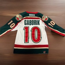 Marian Gaborik Cards, Rookie Cards and Autographed Memorabilia Guide 17