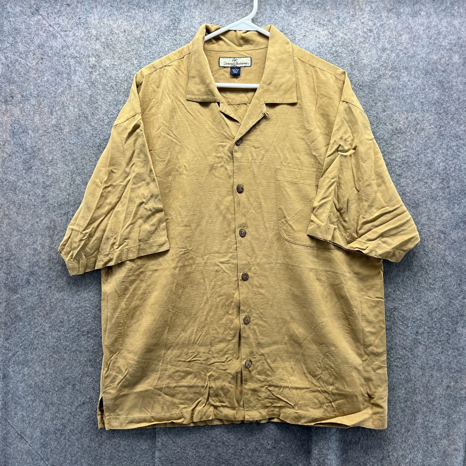 Tommy Bahama Shirt Mens XL Yellow Silk Button Up Camp Casual Palm Trees
