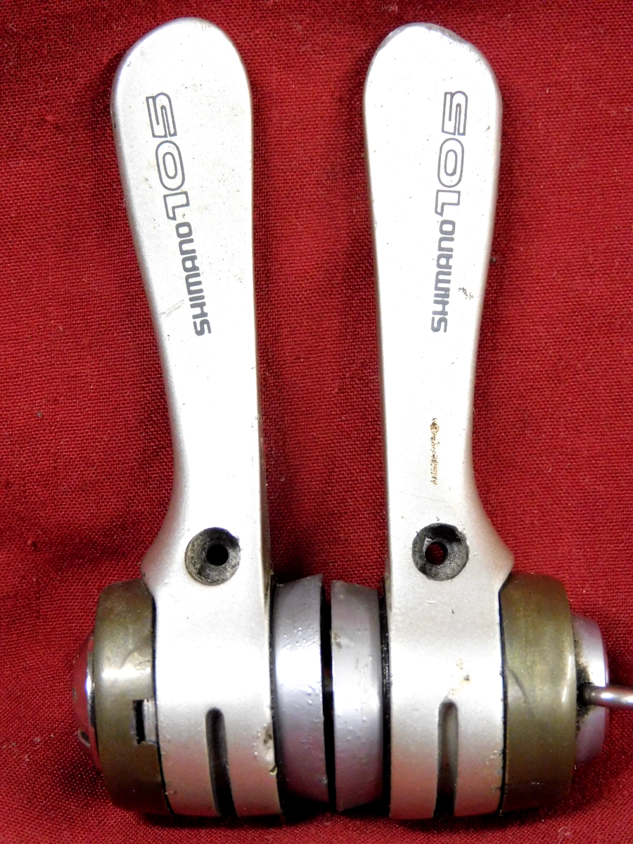 SHIMANO 105 BL-1055Nブレーキレバー デッドストック 未使用品 SHIMANO 105 BL-1055Nブレーキレバー デッドストック 未使用品