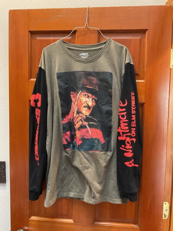 A Nightmare On Elm Street 3 2XL Sleeve Large - Green, Black And Red