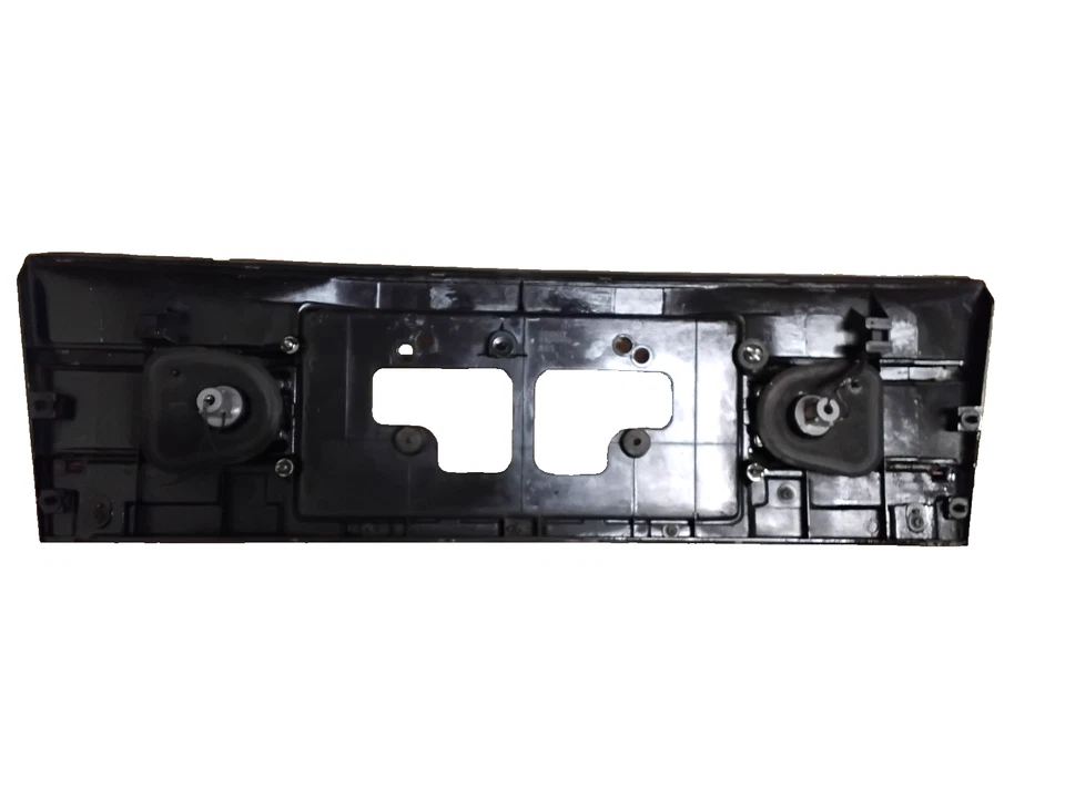 Mazda MX-6 : 1988, 1989, 1990, 1991, 1992, Tail Finish Panel, lid mounted - Image 4 of 4