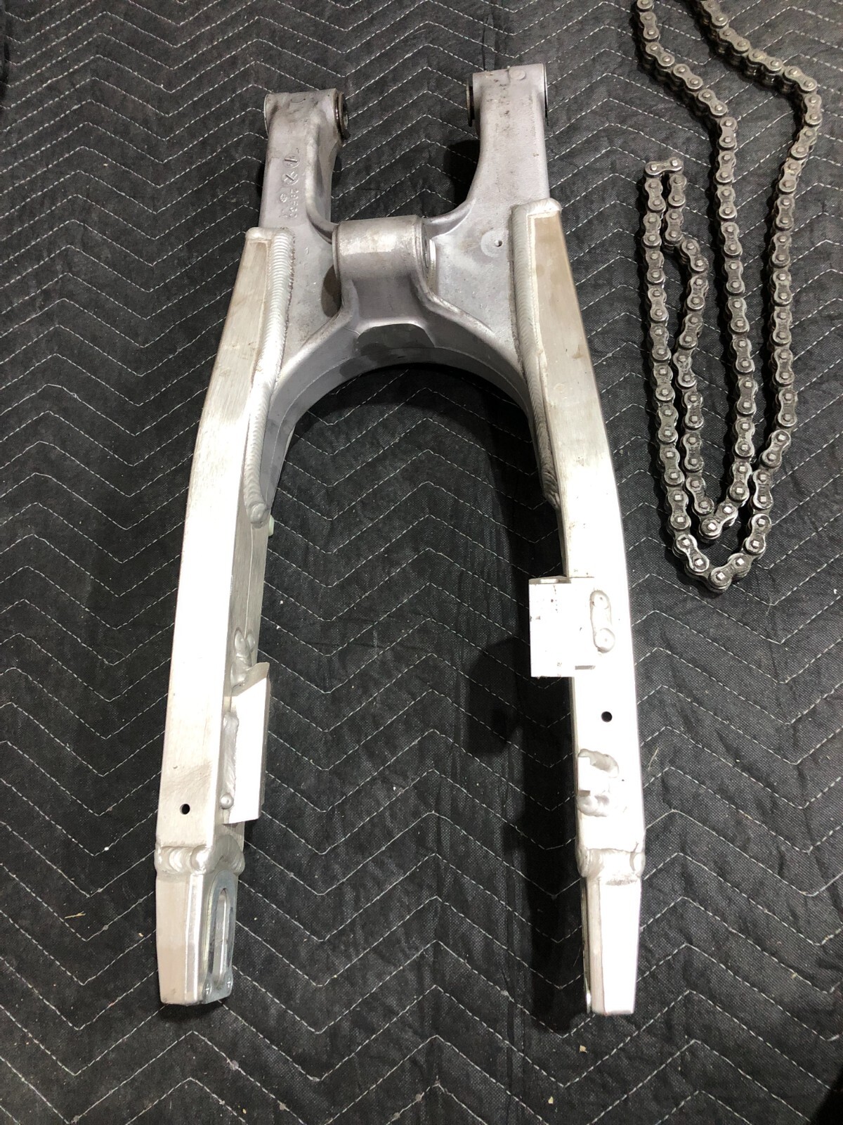 Swngarm Chan Slder Buffer Gude For Suzuk DRZ400E 2000-2007 DRZ400S 2011-23 | eBay