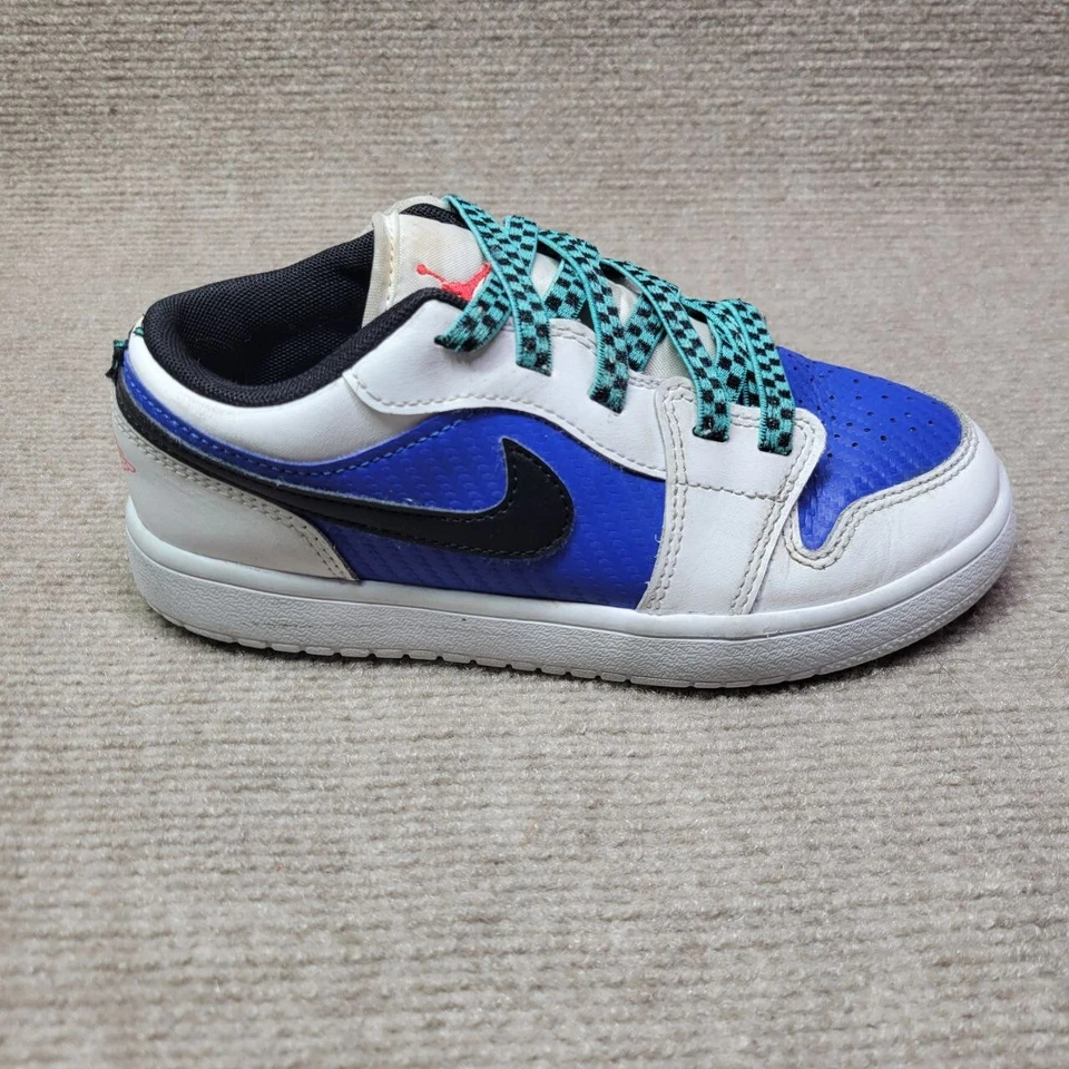 Air Jordan 1 Low ALT SE Sneakers Little Boys 2Y White Lace Up Shoes Kids - Image 4 of 4