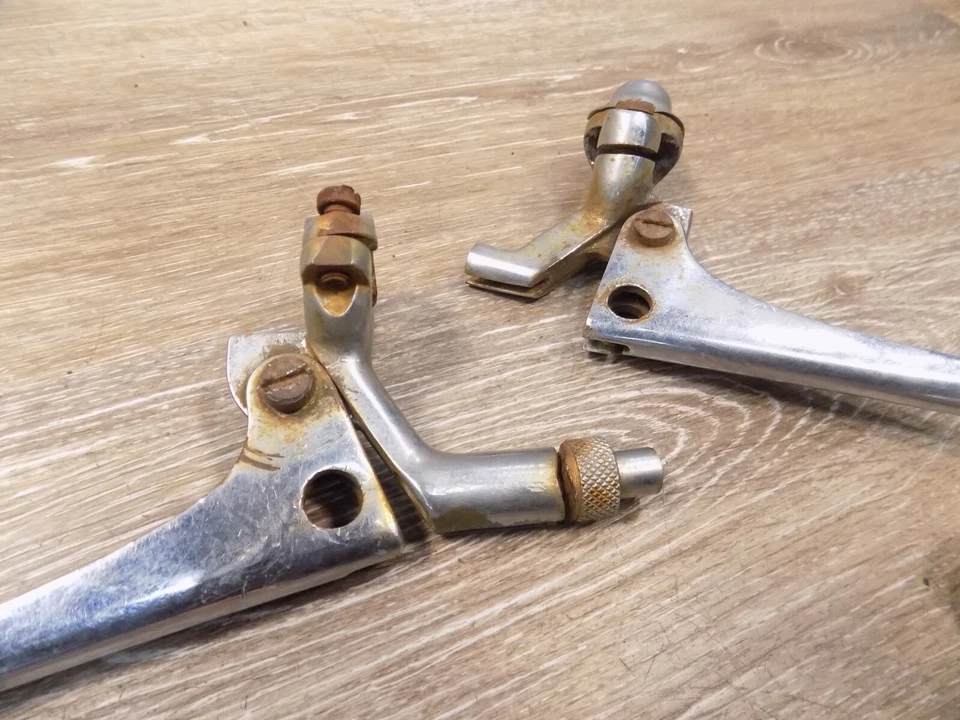 BSA DBD34 500 GOLD STAR 1960/Palancas de embrague y freno originales OEM CON PERCHA Foto 2 de 4