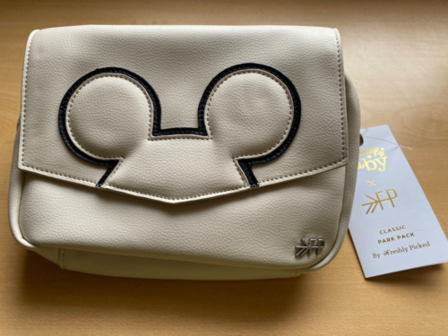Brand New Disney Baby x Freshly Picked Classic Park Pack with Mickey motif - Bild 1 von 8