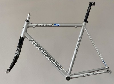 Cannondale CAAD 5 Rennradrahmen Alu Silber Größe 56 - Carbongabel/Sattelstütze