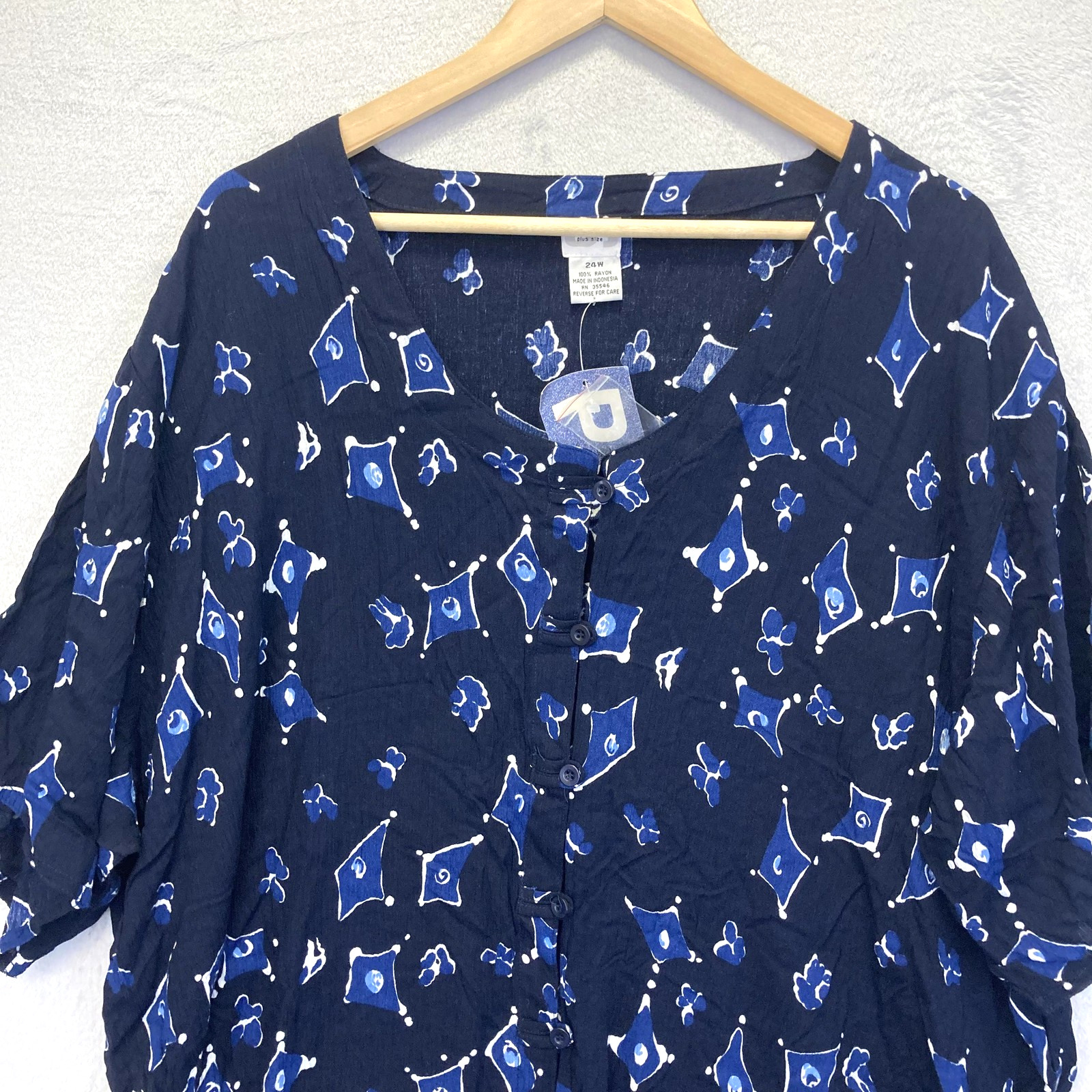 NWT Sostanza Button Up Blouse Top Womens Size 24W Navy Blue Lightweight Shirt