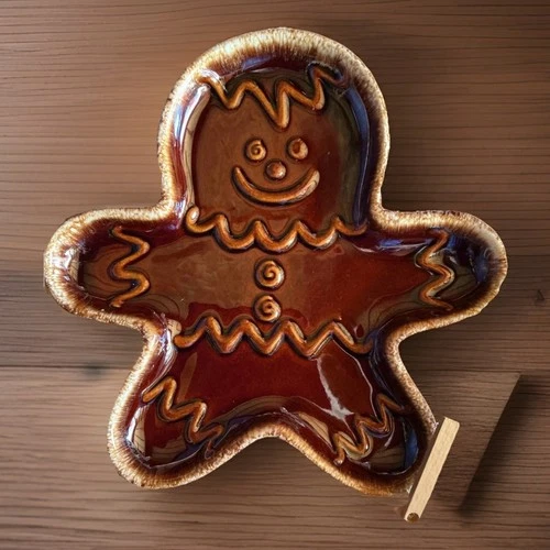 Vintage MCM Hull  Drip Pottery Gingerbread Man Ceramic Stamped Tray Dish Trinket