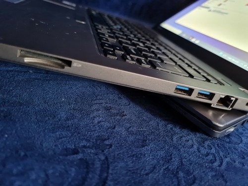 Laptop Toshiba i5 zeeer snel 14inch scherm werkt perfect zonder problemen - Afbeelding 6 van 7