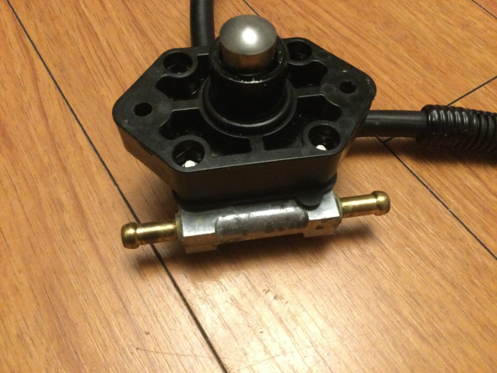 Picture 1 of 6