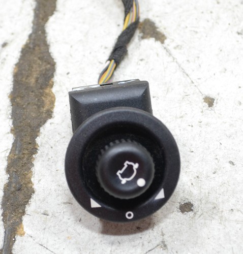 FORD Mondeo MK3 Stufenh Bj 05 Schalter Spiegel Verst Tür vorne LINKS 135980-G623