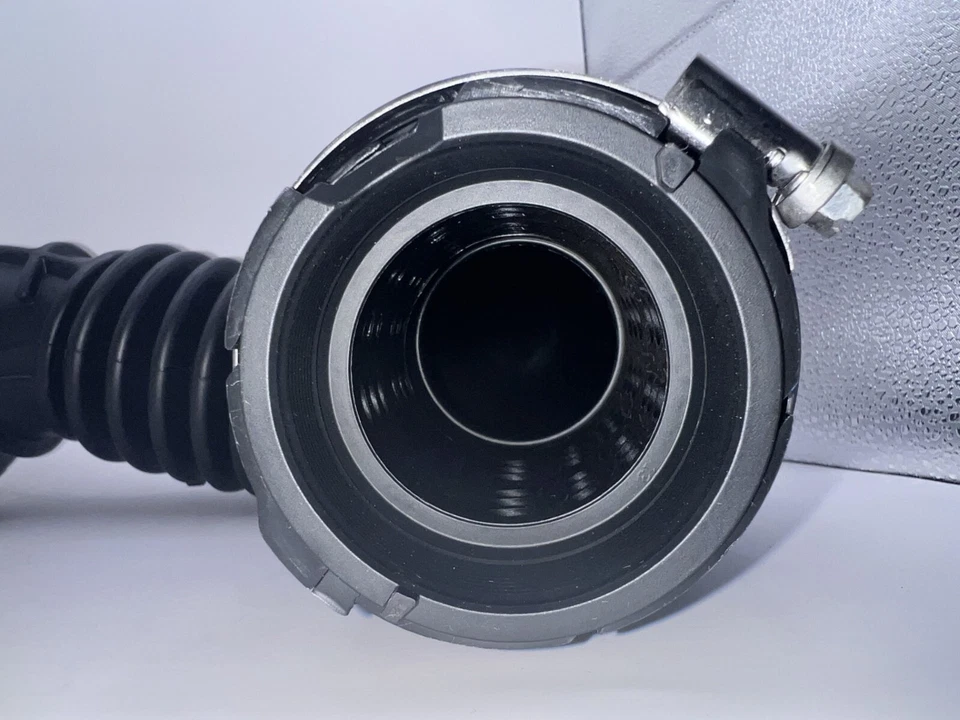 Manguera de admisión de aire genuina GM 2013-2021 Chevrolet Buick 1,4 L 42669515 Foto 2 de 3