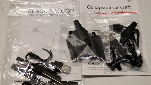 Cuadricóptero Plegable 2 Drones Black Falcon Estuche 2.4GHZ Hojas Extra, Bates - Imagen 3 de 17