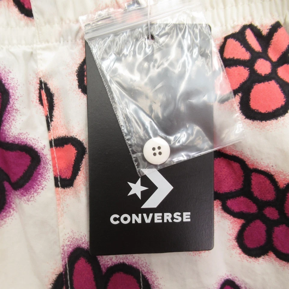 Pantalones Cortos Converse Para Mujer Talla Grande Floral Gráfico Blanco y Rosa y Etiquetas - Preciados Foto 3 de 4