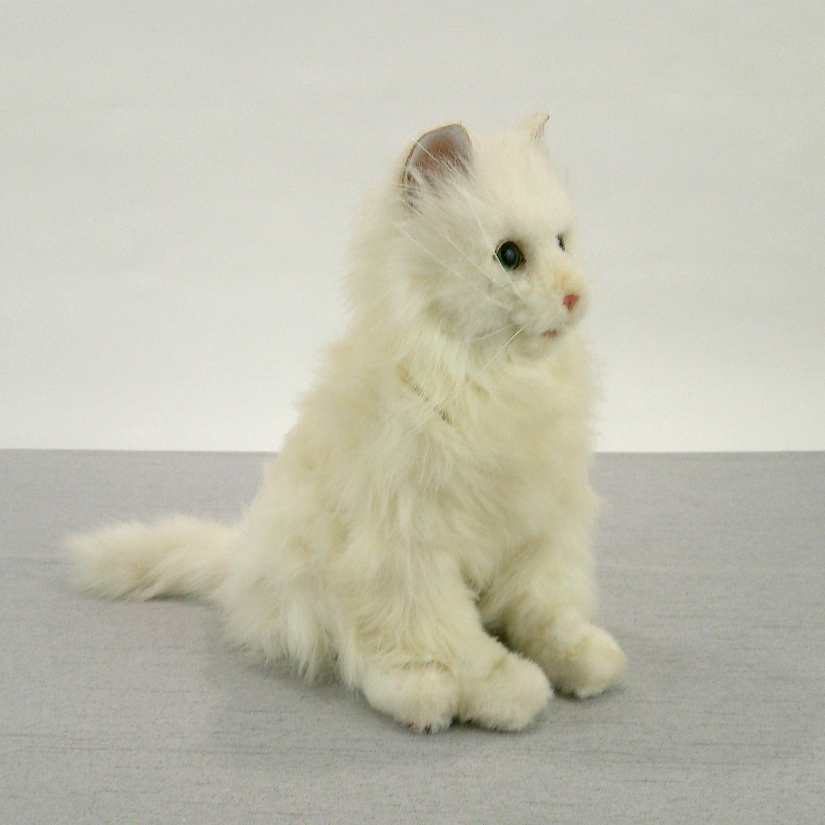 FurReal Friends Lulu White Persian Kitty Interactive Toy Green