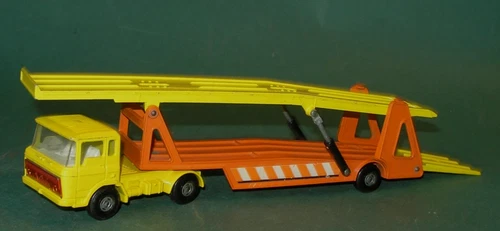 Vintage 1970-71 Matchbox Lesney Super Kings K-11 DAF Car Transporter England HTF