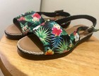 Comfortview Women's 9 Floral Slingback Sandal. EUC Adjustable Strap. — photo 4