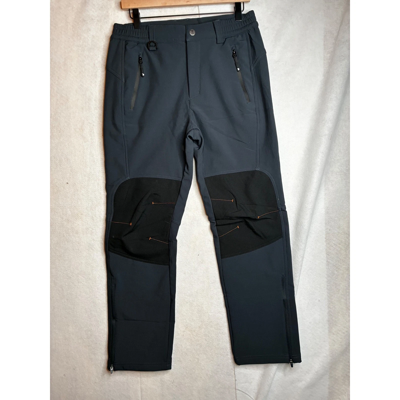 Outdoor Sports Mens Fleece Lined Hiking Pants Gray Reinforced Knee Size 30x28
Opens in a new window 