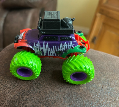 Monster Jam 1:64 Scale Diecast Truck The Joker