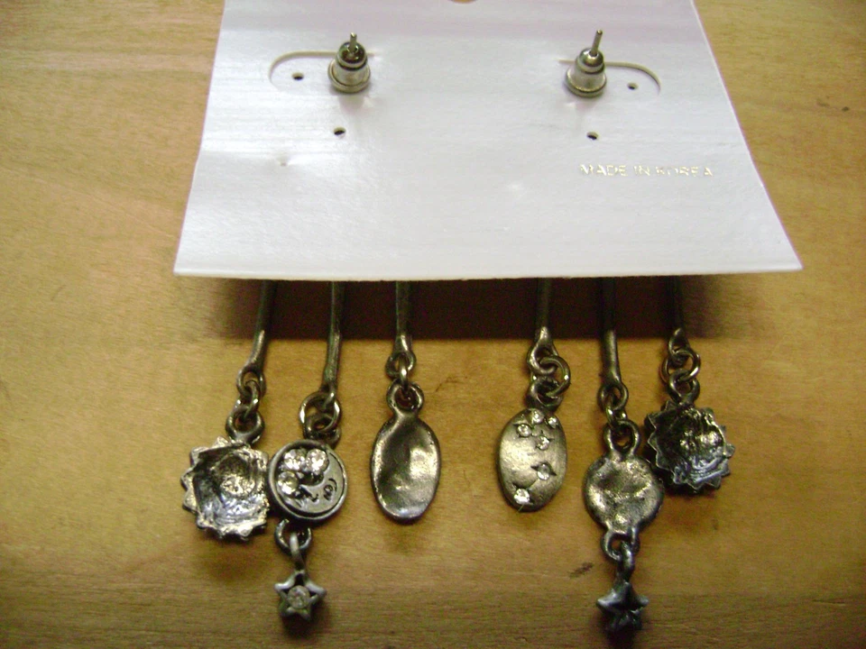 NUEVO CON ETIQUETAS - PENDIENTES PERFORADOS PELTRE HIPPIE/HOBO DANGLEY SOL CON CARA, LUNA, ESTRELLAS Foto 4 de 4