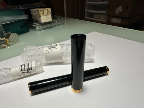 NEW MONTBLANC FOUNTAIN PEN GOLD RESIN NOBLESSE OBLIGE CAP & BODY REF. # 15130 - Picture 4 of 11